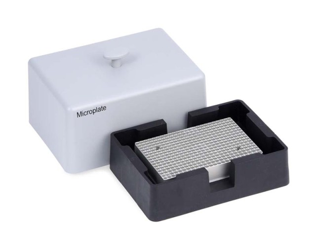 Termostatický blok s víkem pro mikrodestičky PCR s 384 jamkami 119 × 163 × 76 mm, hloubka 8,1mm