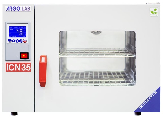 Incubator ICN35 PLUS with natural air circulation, 35 l