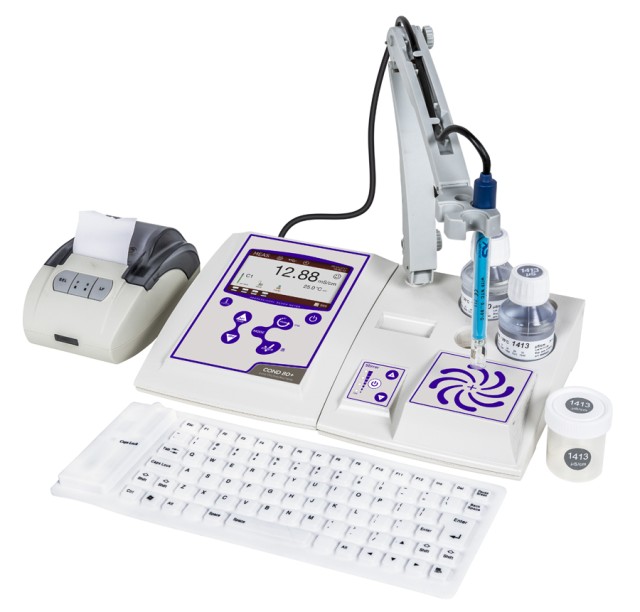 COND 80 Pro kit without conductivity cell. Standard solution, electrodes stand, soft keypad and accessories. Without stirrer.