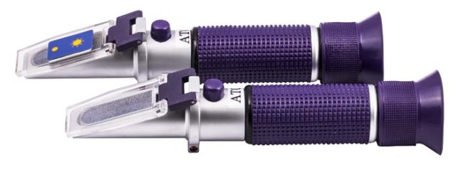 Refraktometer model 101 with ATC 0-32 % BRIX with LED (± 0,2%)