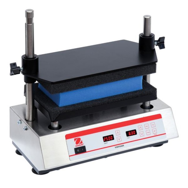 Homogenizátor OHAUS Vortex pro zkumavky, model VXMTDG, digitální ovládání, orbit 3.6 mm