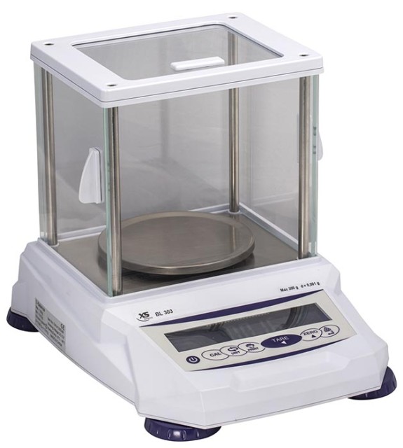 BL 303, digitální váhy, max. kapacita 300 g, rozlišení 0,001 g