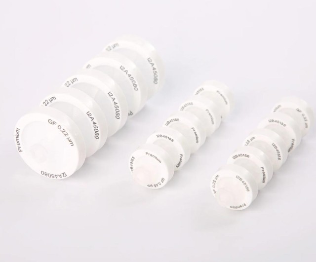 Cosmo® GF Syringe Filter, Inlet: Female Luer-Lok Inlet Outlet: Male Luer Slip, 25mm, 0.22µm, 100pcs