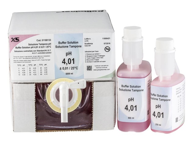 XS Buffer Solution pH 4,01 ± 0.02 / 25°C red color with DAKKS certificate, 1x500 ml